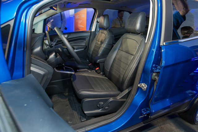 Ford EcoSport 2018 tại Việt Nam đã bị cắt những trang bị gì so với bản Mỹ?